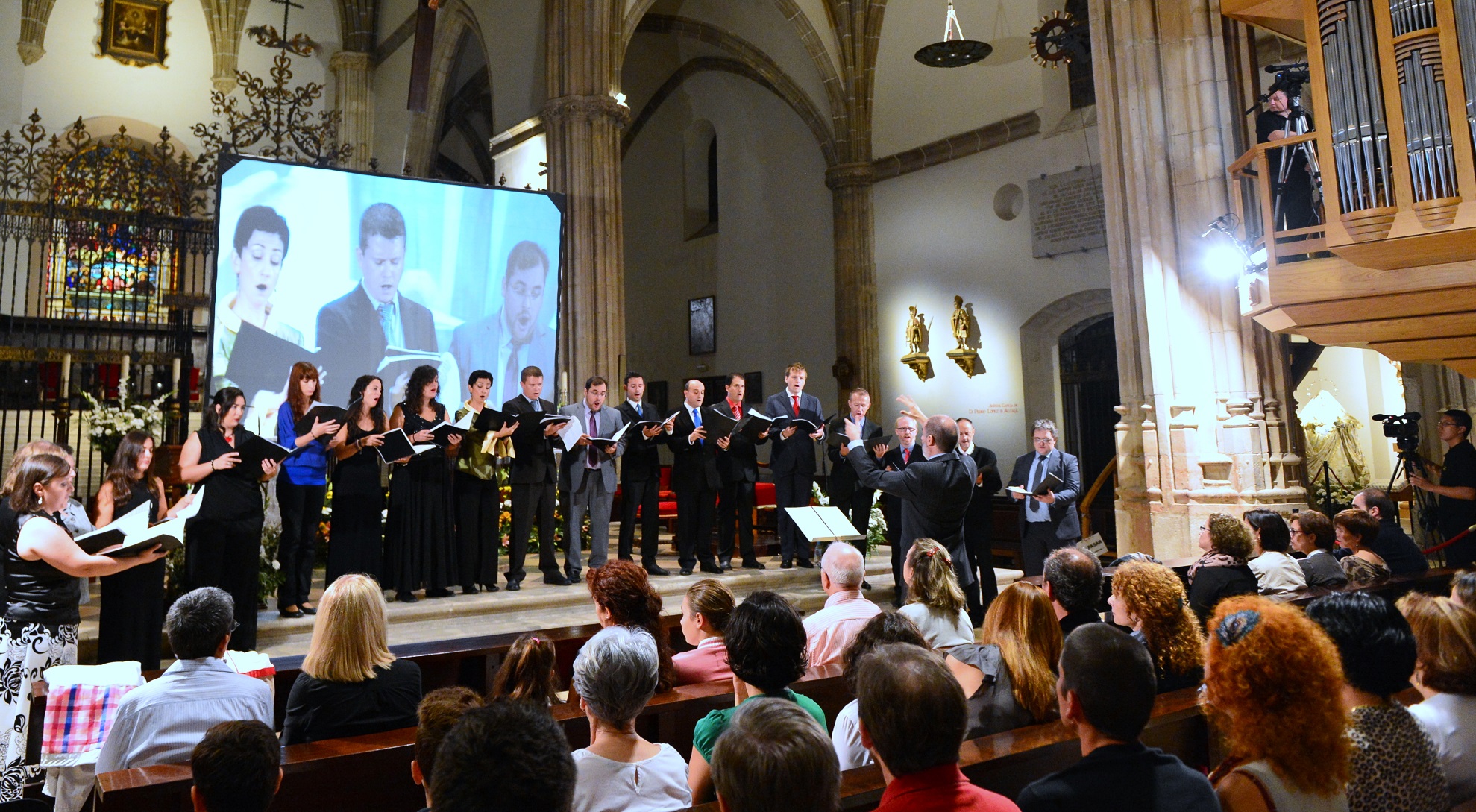 Coro Duque de Calbaria II concierto del VII Festival Internacional de órgano Catedral de Alcalá