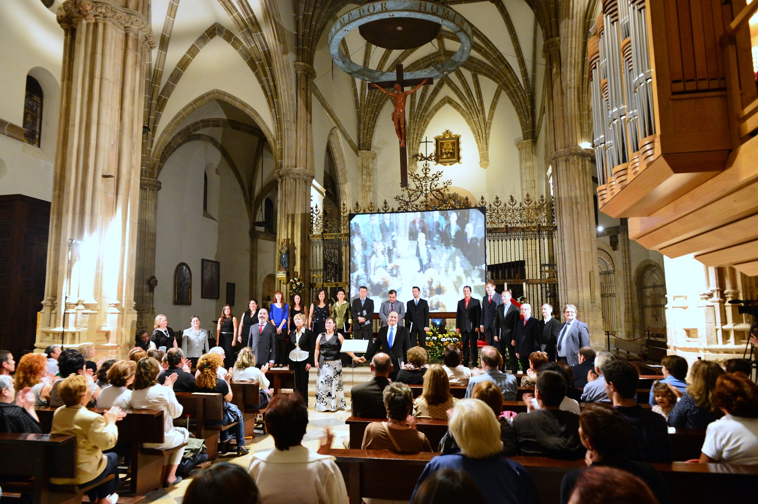 Coro Duque de Calbaria II concierto del VII Festival Internacional de órgano Catedral de Alcalá